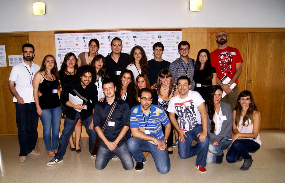 Tradua ponentes y asistentes