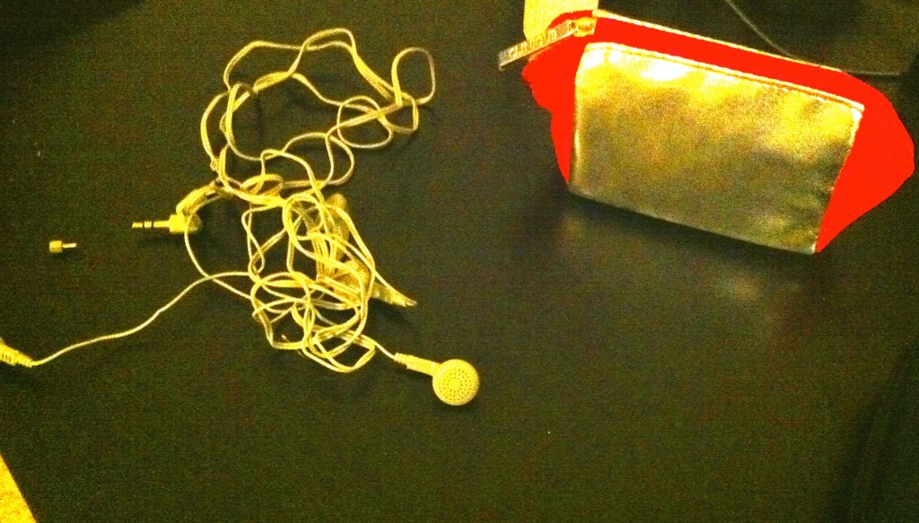 Mis compañeros de piso: los auriculares de Renfe